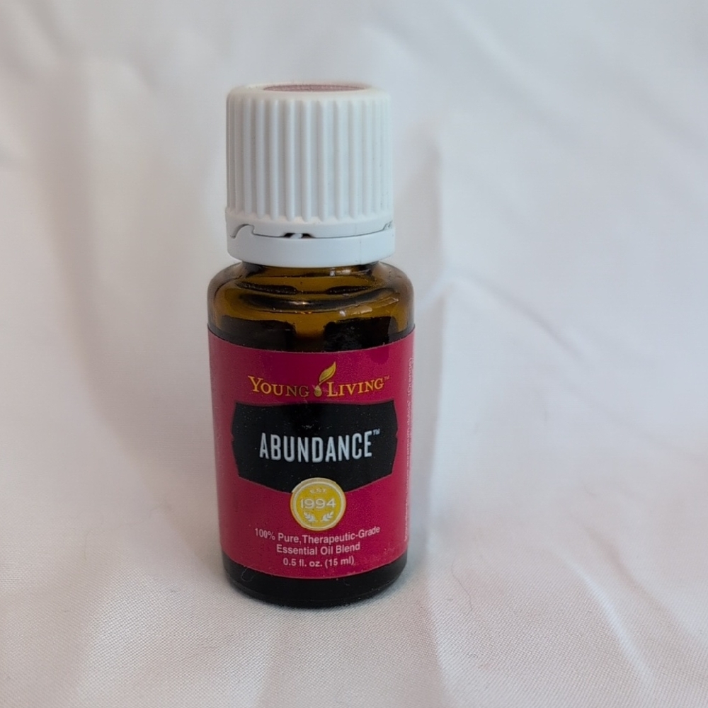 Young Living Abundance Serum - Pink and White